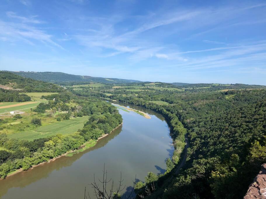 Small Town Hideaway Wyalusing Eksteriør bilde
